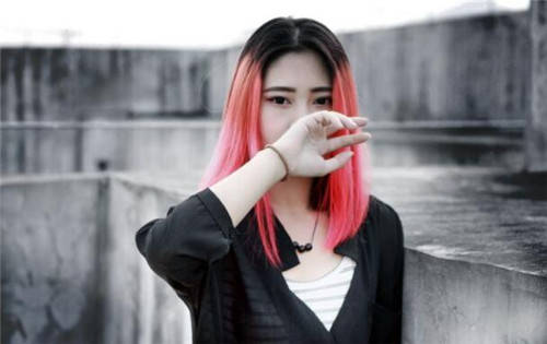 男生太忙如何治療女生失眠