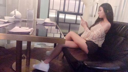 外國女孩治療睡眠視頻